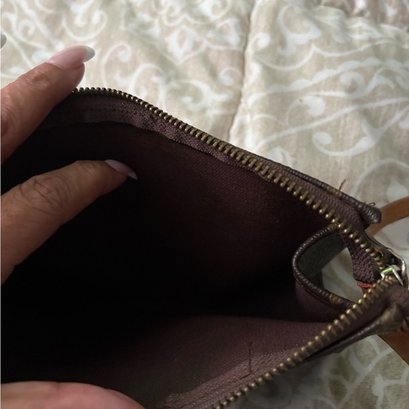 Authentic Louis Vuitton brown poche toilette vintage Monogram Clutch Wristlet - Picture 10 of 14